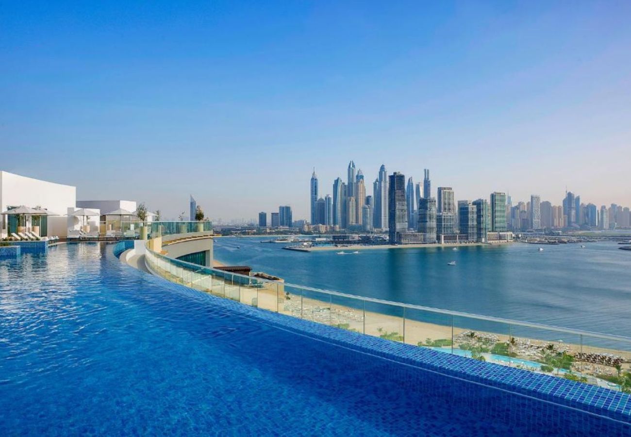 Apartment in Dubai - Seven Palm One bedroom