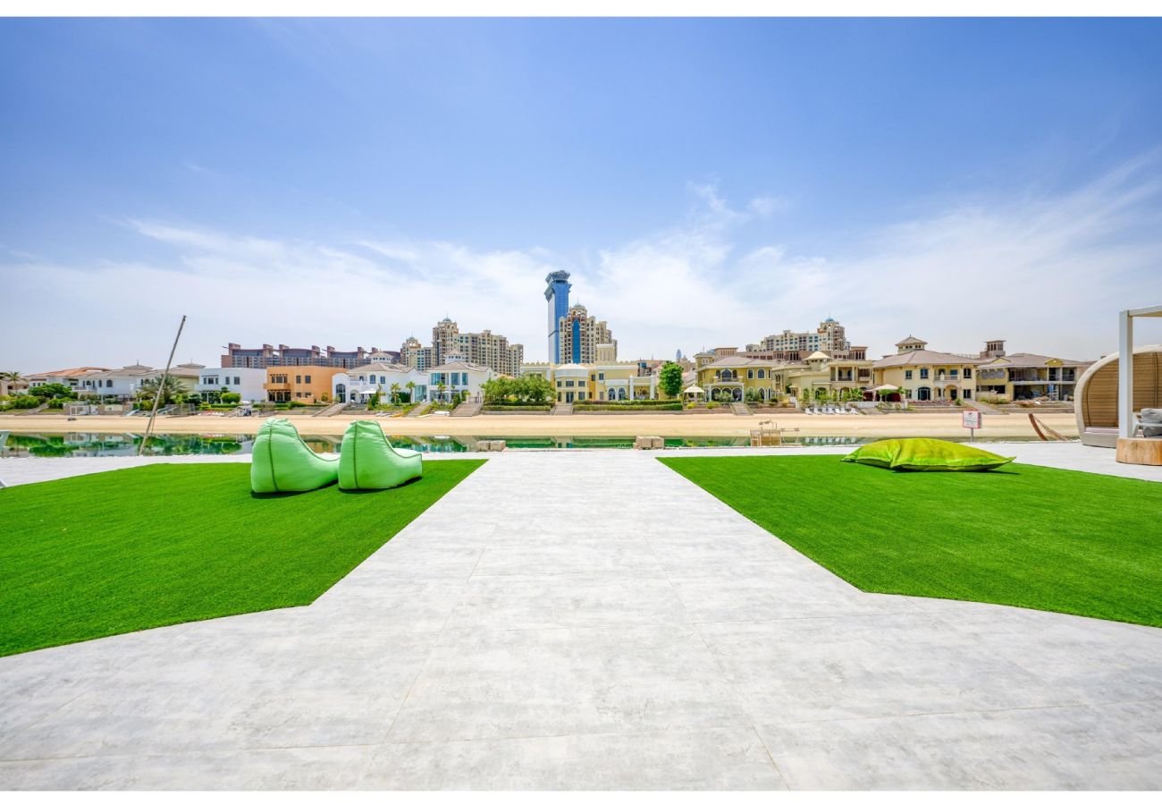 Villa in Dubai - Signature Palm Villa