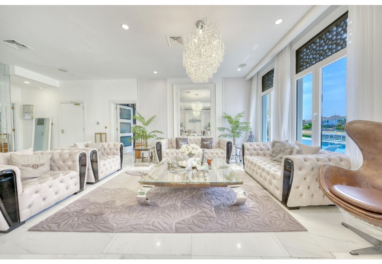 Villa in Dubai - Signature Palm Villa