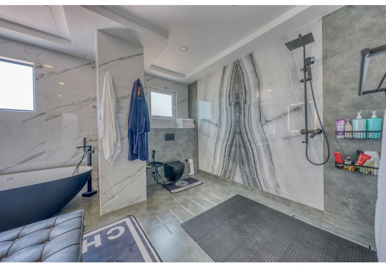 Villa in Dubai - Signature Palm Villa