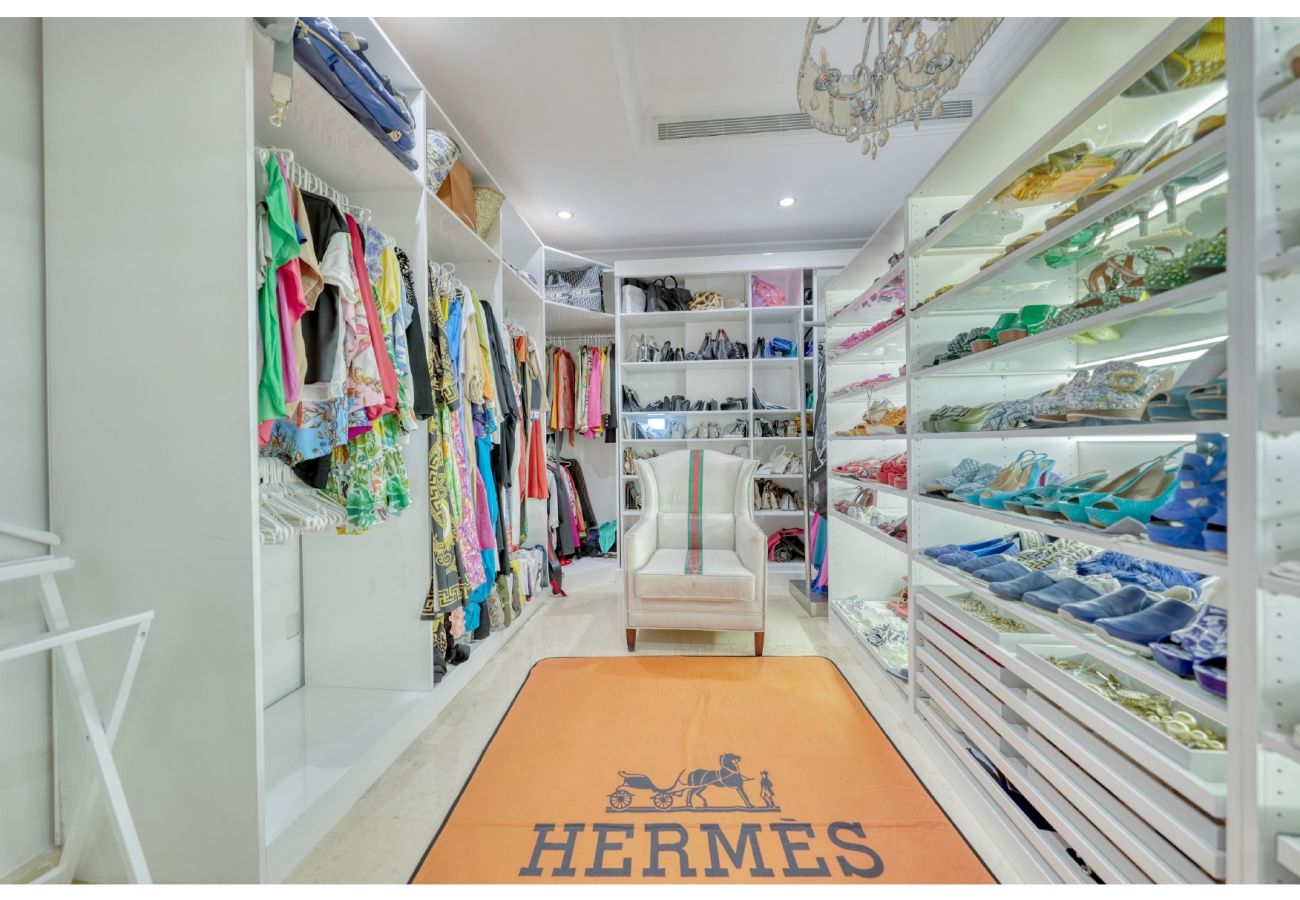 Villa in Dubai - Signature Palm Villa