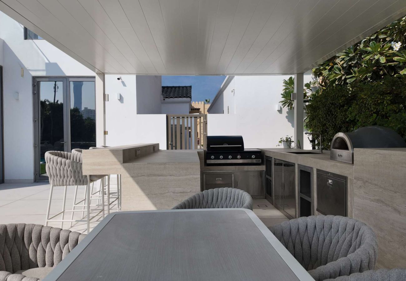 Villa in Dubai - Signature Palm Villa