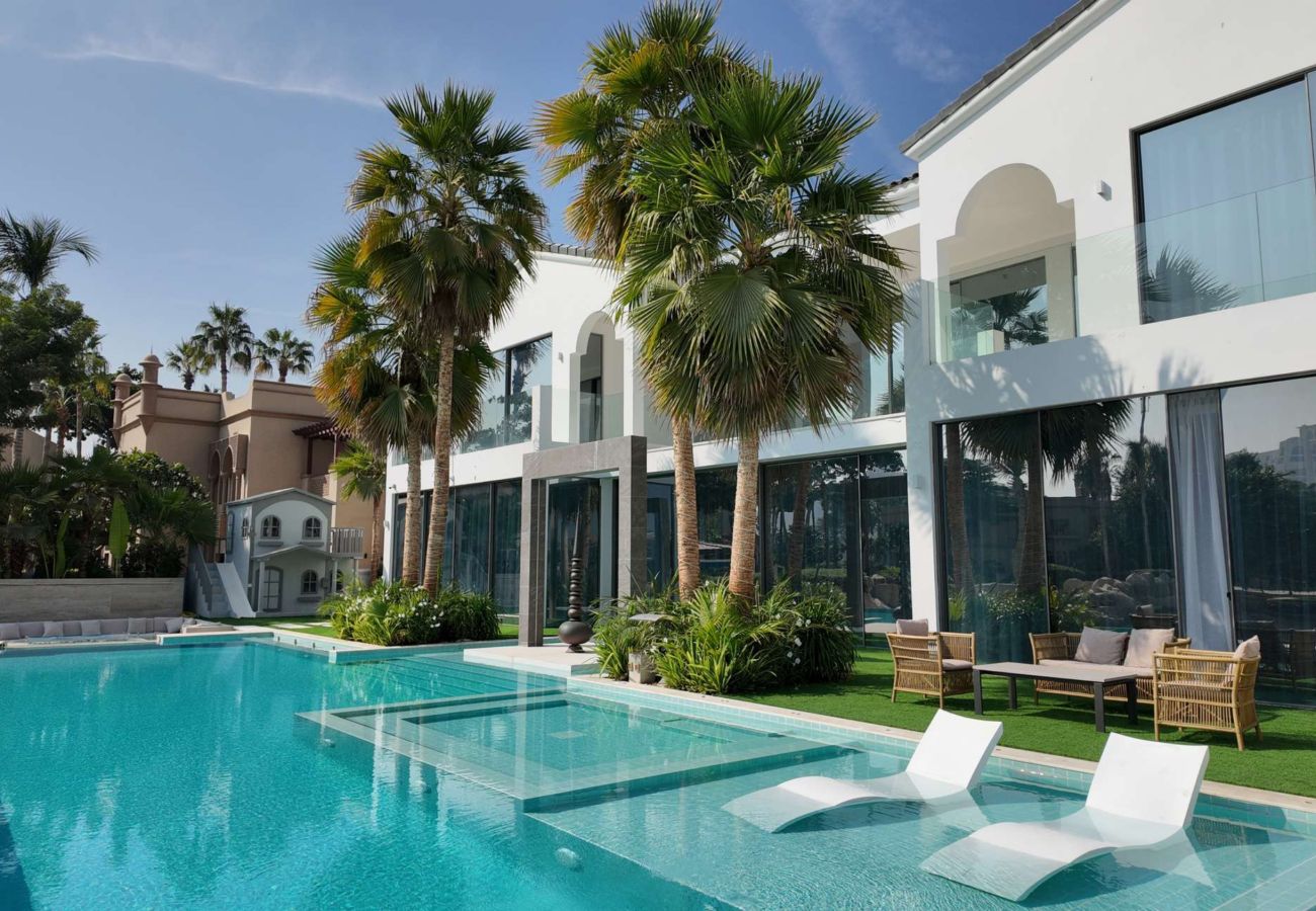 Villa in Dubai - Signature Palm Villa