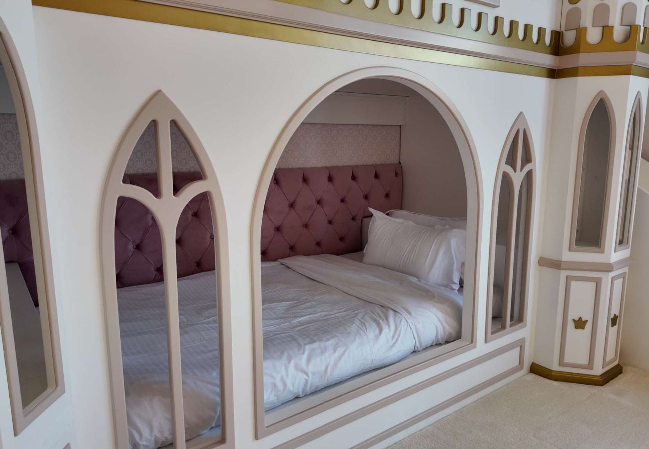 Villa in Dubai - Signature Palm Villa