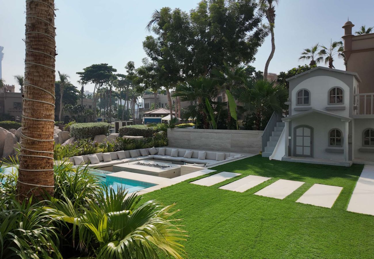 Villa in Dubai - Signature Palm Villa