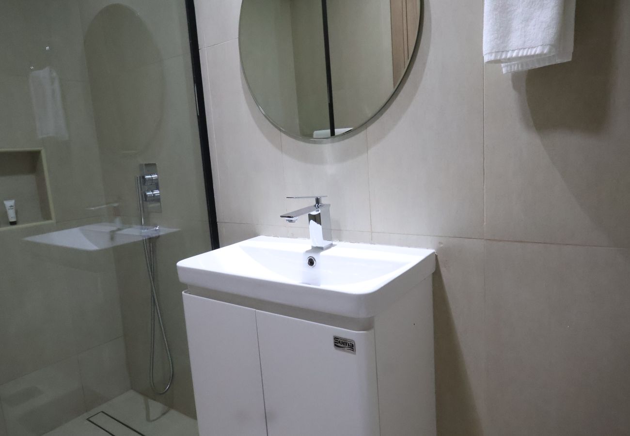 Apartment in Dubai - 104-MB One Residneces
