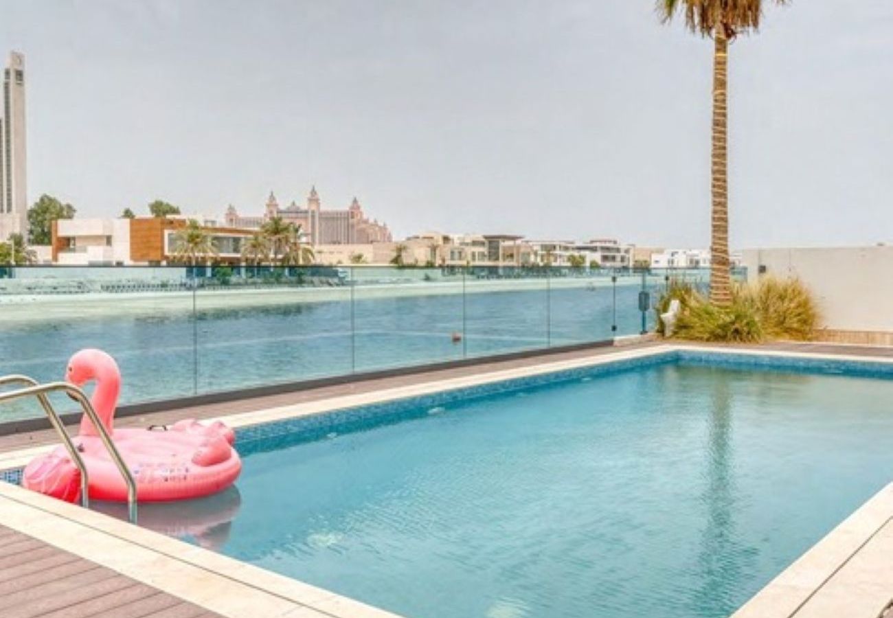 Villa in Dubai - Frond G4
